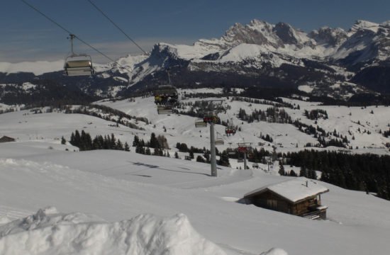 winter-holiday-castelrotto-south-tyrol-02